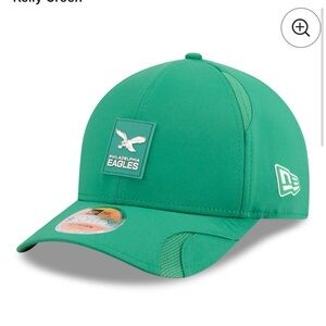 Philadelphia Eagles New Era Sideline Throwback M-Crown 9FORTY Adjustable Hat